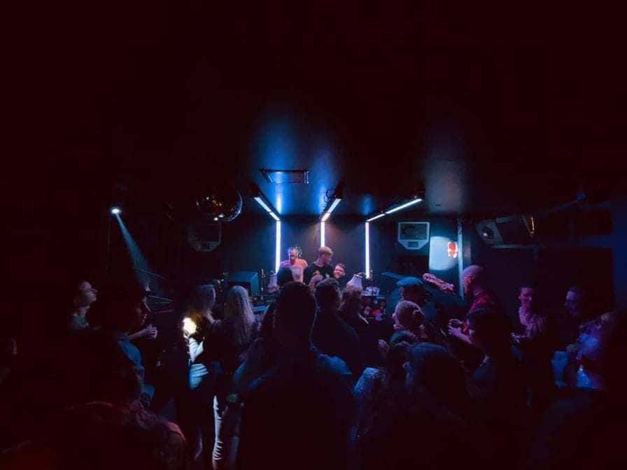 Flyer fÃ¼r: Frau Holle - OPEN DECKS NIGHT w/ MOWGLI, TOITOM b2b NETOHIN